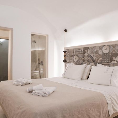 Aperto Suites - Adults Only Тира Экстерьер фото