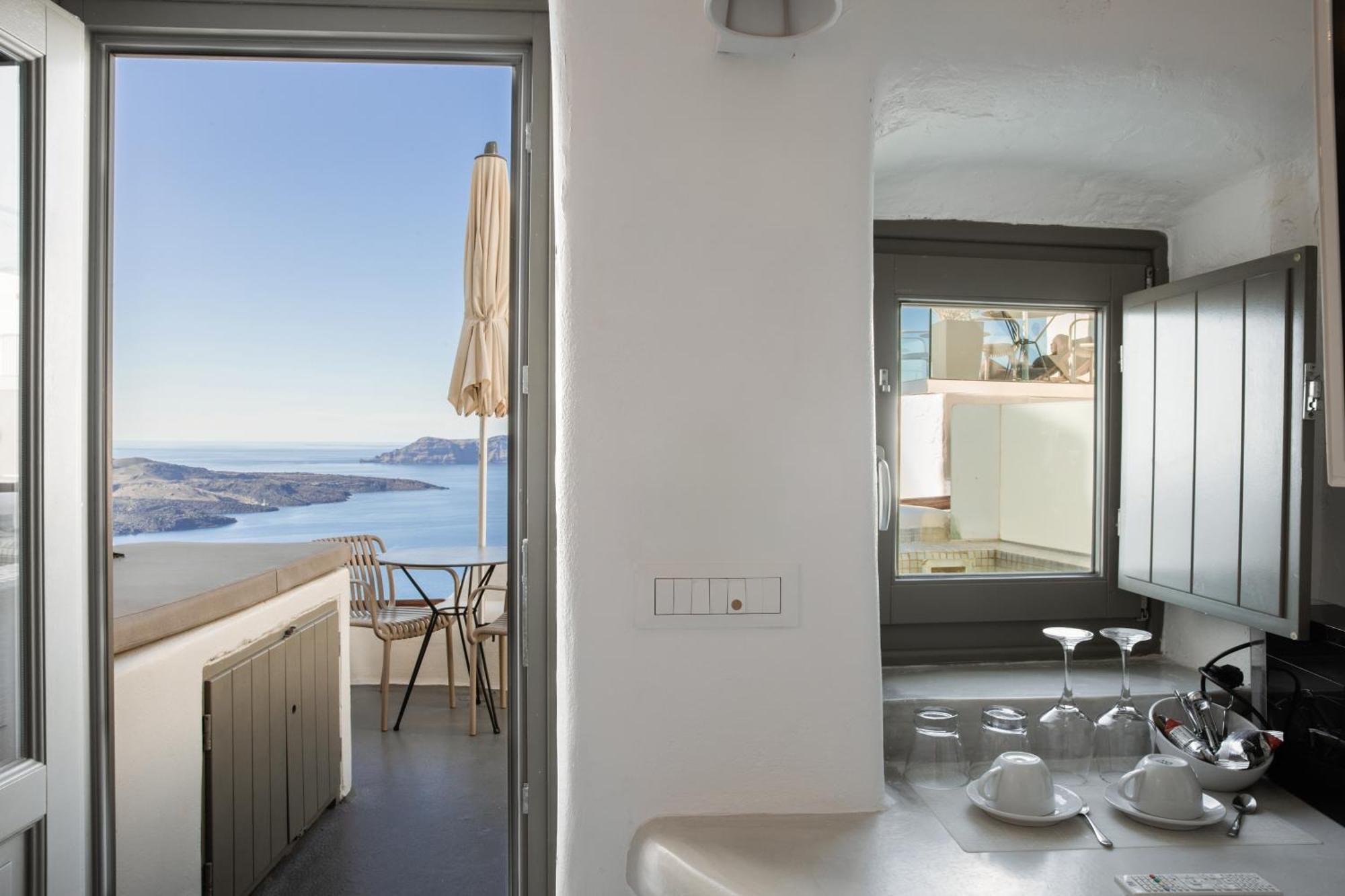 Aperto Suites - Adults Only Тира Экстерьер фото