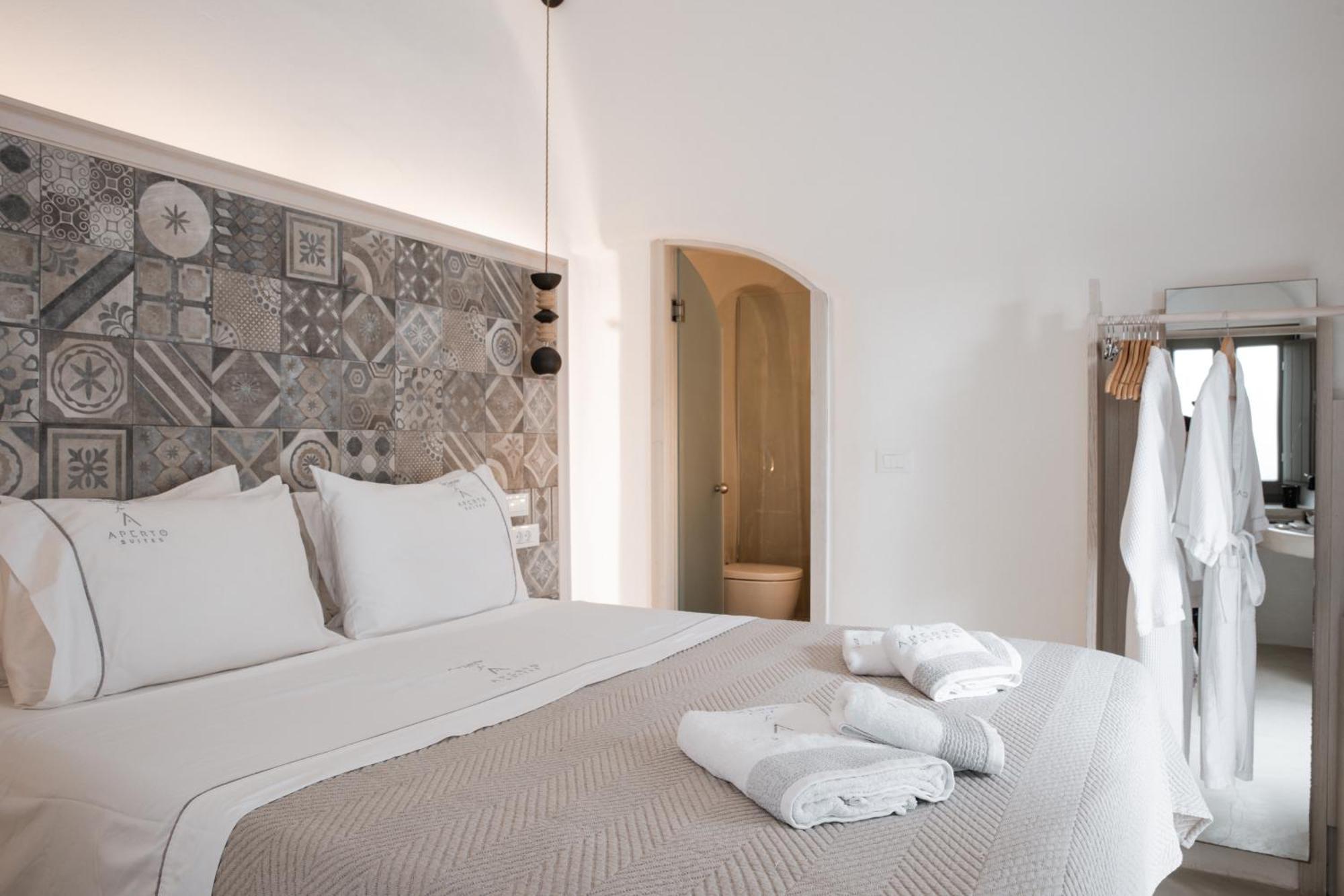Aperto Suites - Adults Only Тира Экстерьер фото