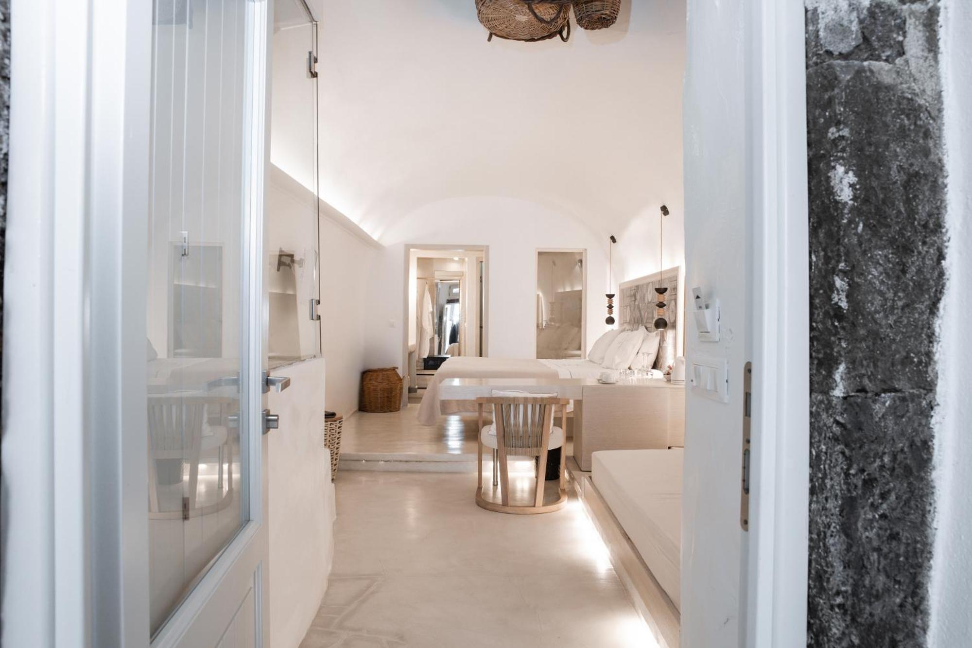 Aperto Suites - Adults Only Тира Экстерьер фото