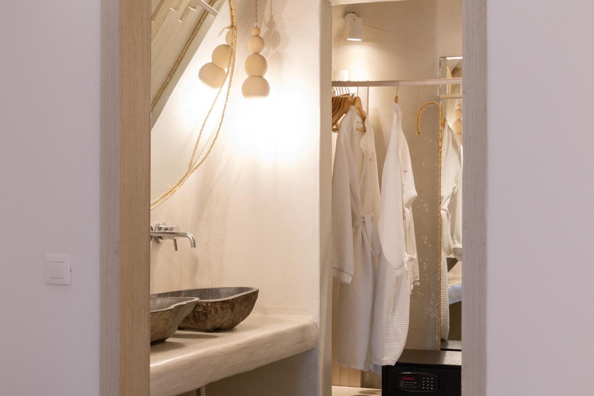 Aperto Suites - Adults Only Тира Экстерьер фото